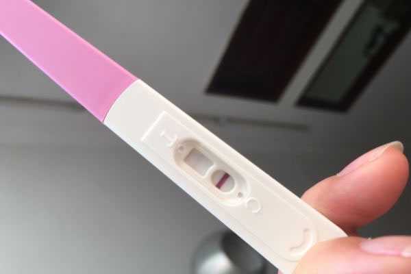 早孕试纸也有一定局限性，即使显示一条杠仍有怀孕可能。